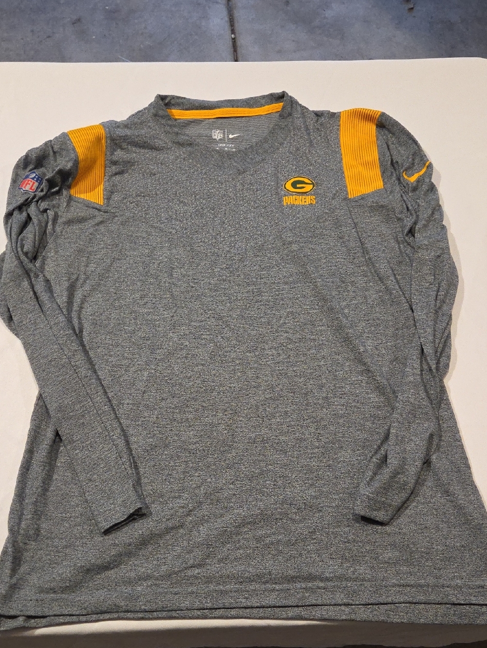 Nike Gray and Gold Green Bay Packers Long-Sleeve Performance Tee